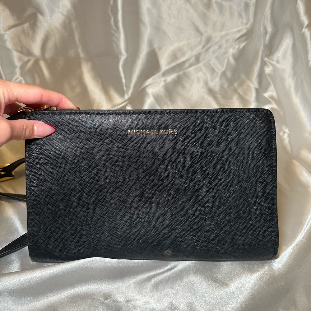 Michael Kors cross body